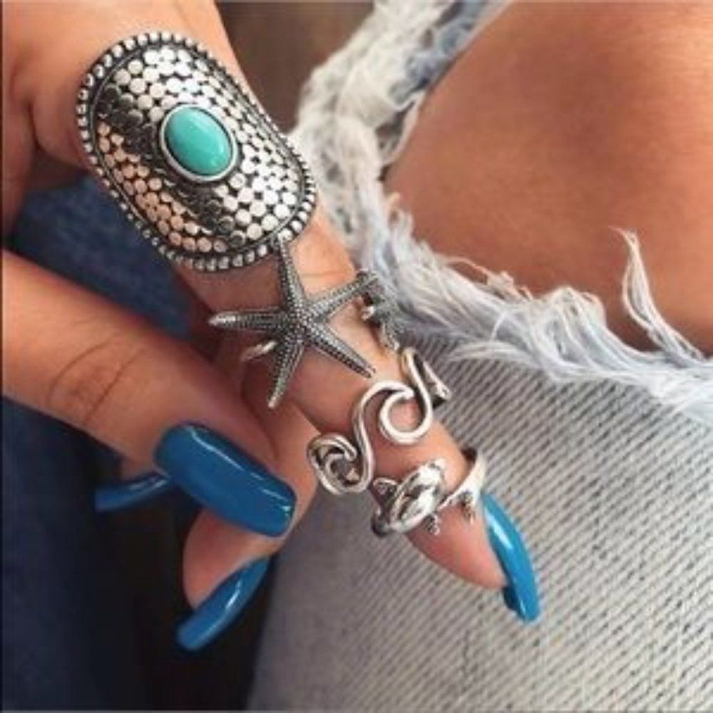 Dolphin 4 piece fashion ring set